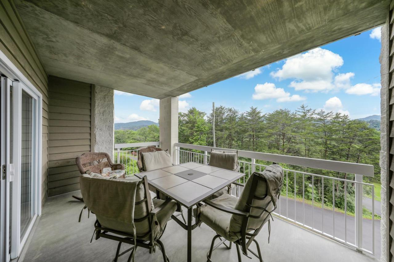 비둘기 포지 A Peaceful Retreat Whispering Pines 622 아파트 외부 사진